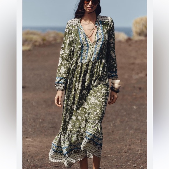 ZARA Floral Green Maxi Dress - Picture 3 of 7